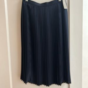 J Crew navy blue pleated midi skirt NWT 2P